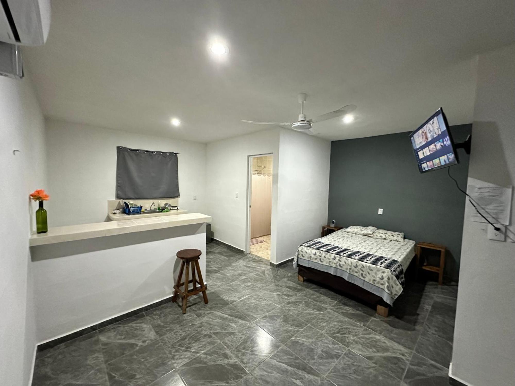 Departamento 48 Street Apartment Валядолид Екстериор снимка