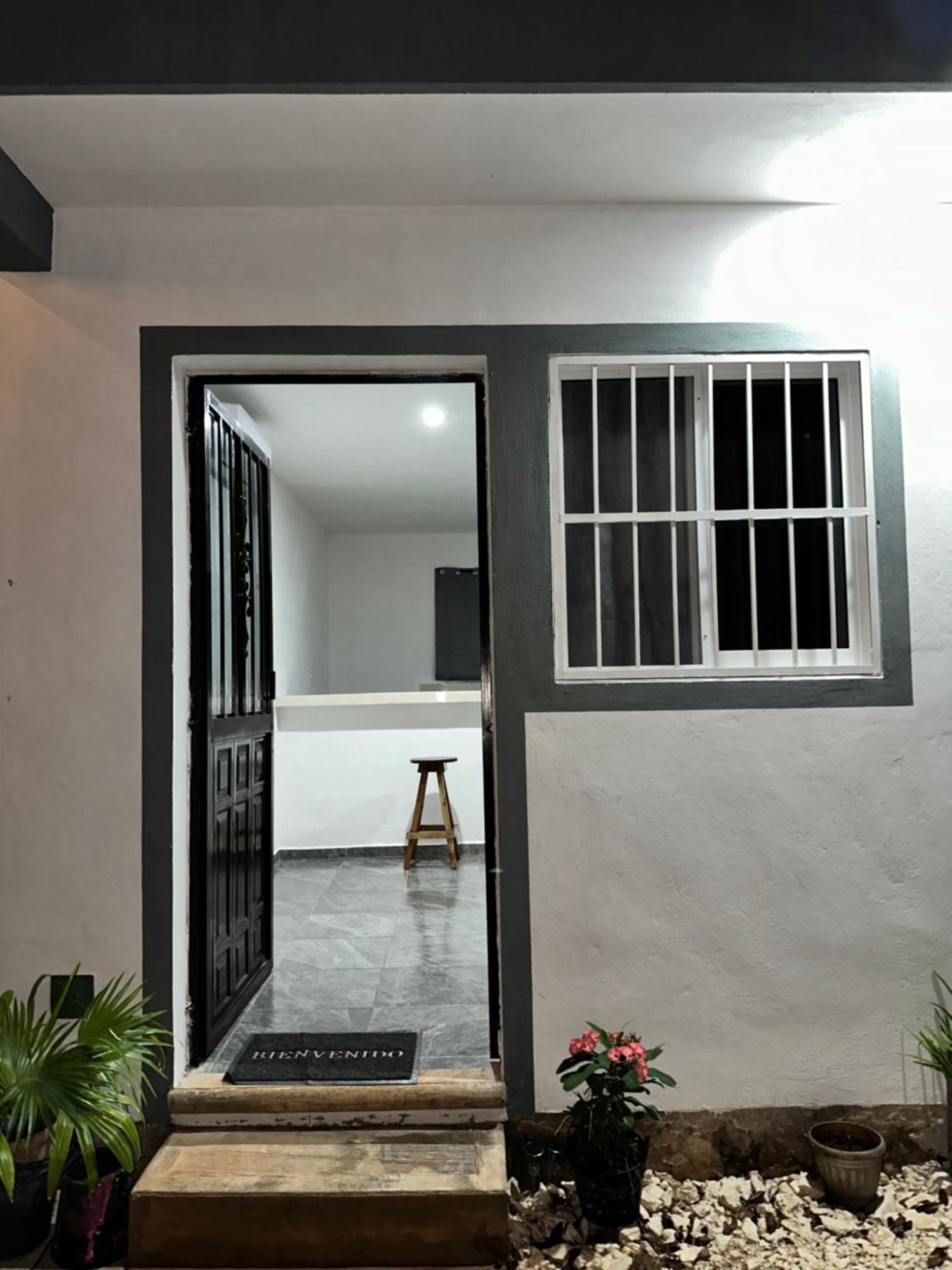 Departamento 48 Street Apartment Валядолид Екстериор снимка